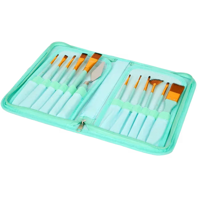 Sada štětců v pouzdře